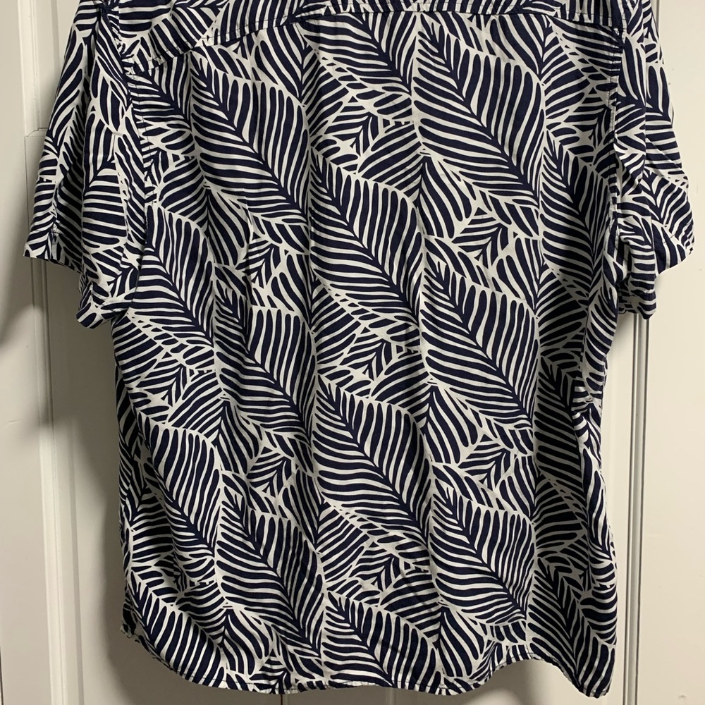 Button Down - Picture 2 of 3